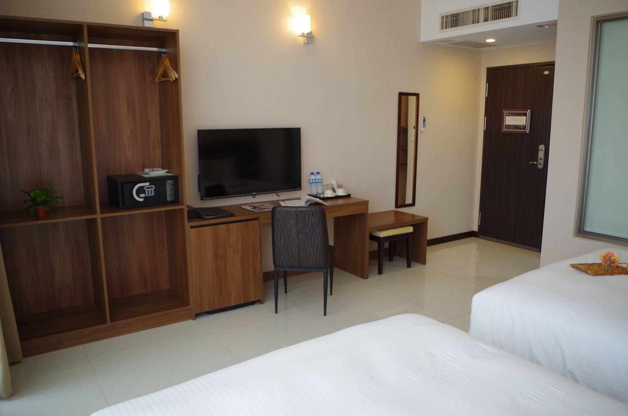 Hotel Leisure Beitou Тайбэй Экстерьер фото